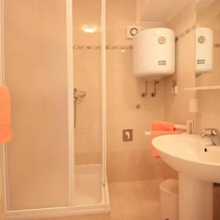 One-bedroom In Xii *