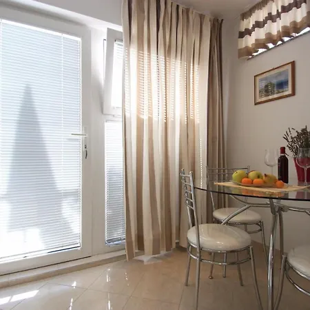 公寓 One-bedroom In Xii 茨里克韦尼察